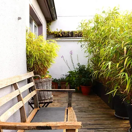 *top Apartment* Beliebte Lage* In * Dusseldorf